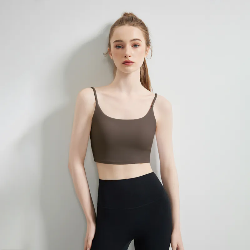 锦纶和涤纶健身服怎么选?成分之外的比较方法