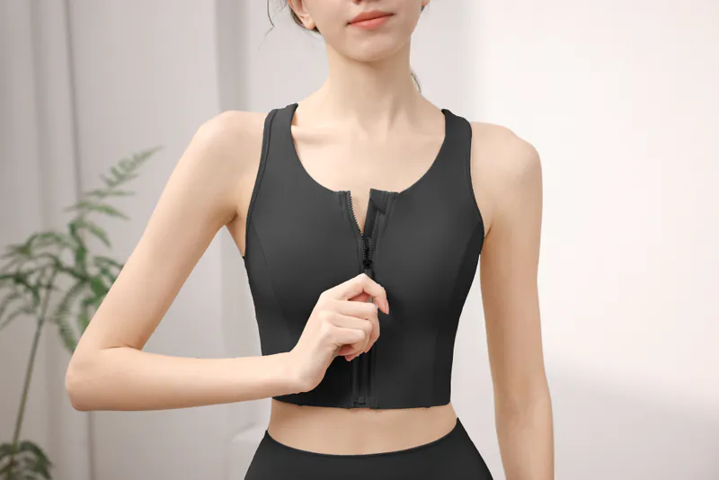 力量训练穿什么？健身服如何减少动作干扰